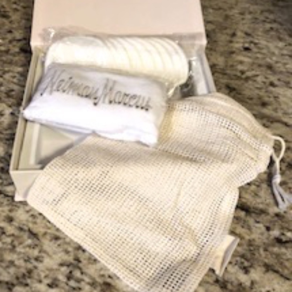 *HOST PICK* Neiman Marcus Luxury Spa Set *NEW*